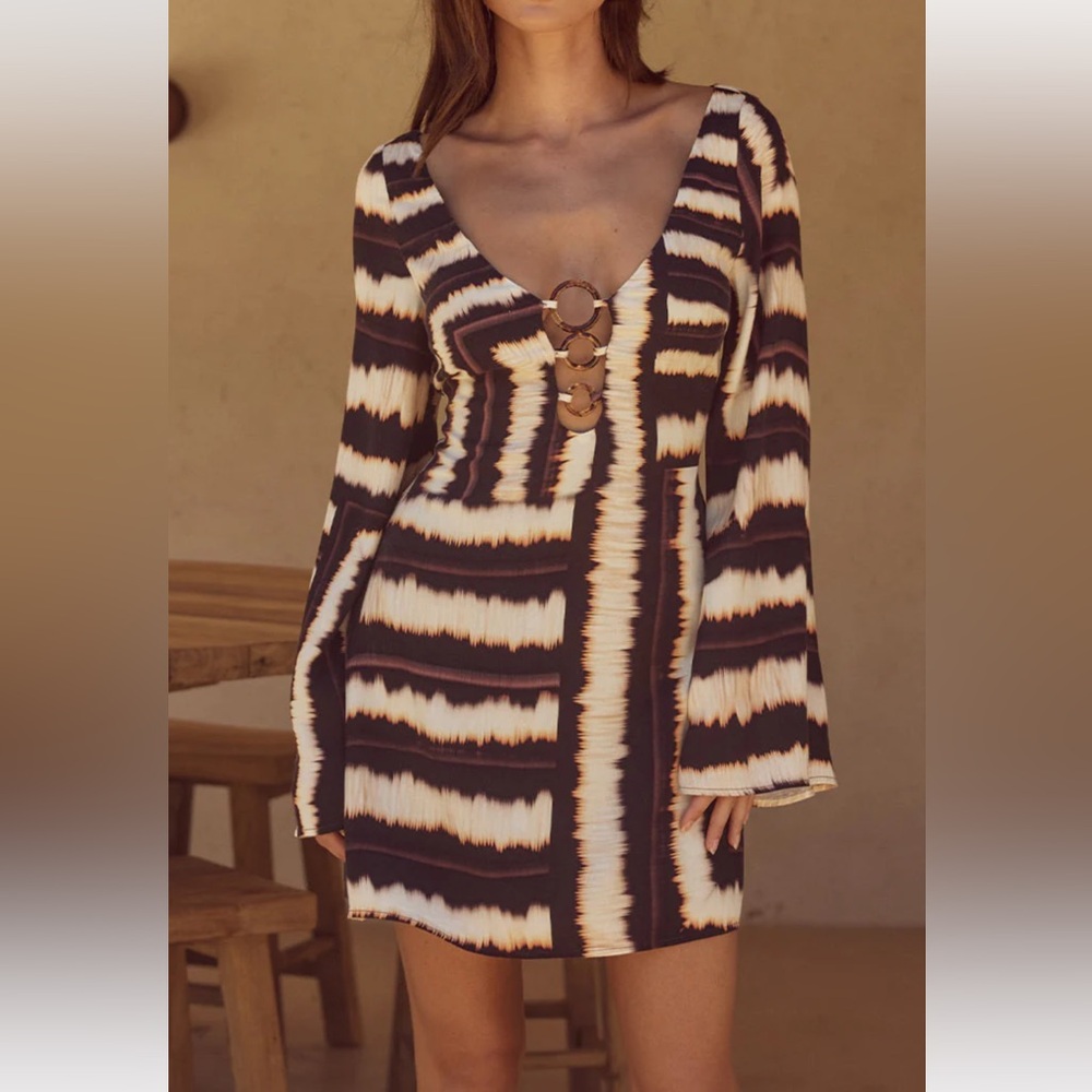Runaway the label dress